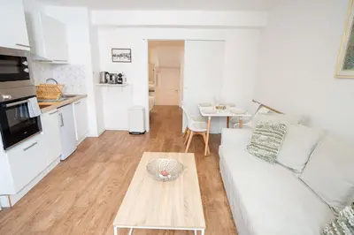 Cuisine ou kitchenette dans l'établissement L'Air des Falaises - appartement confort Tréport
