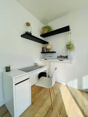 Cuisine ou kitchenette dans l'établissement Grand T2 au RDC hyper centre Navette et Sauna en option