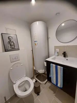 Salle de bains dans l'établissement La Picardière