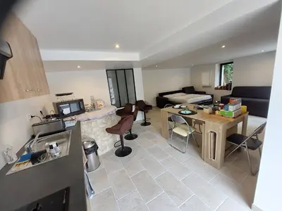 Cuisine ou kitchenette dans l'établissement La Picardière