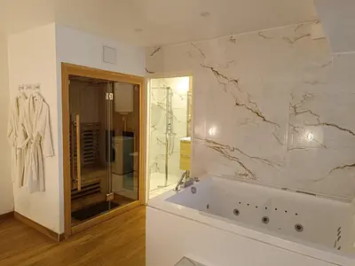 Salle de bains dans l'établissement Bulle Evasion