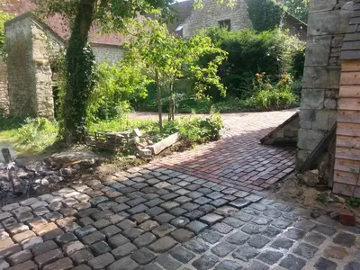 Jardin de l'établissement gite d'Albertine