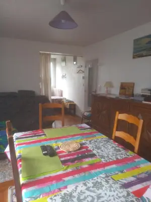 Plan de l'établissement Spacieux appartement 4 pieces