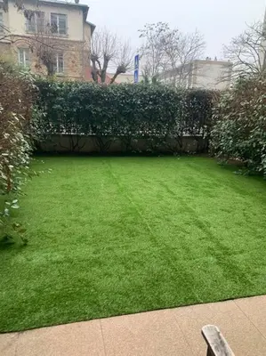 Jardin de l'établissement Ermont paris