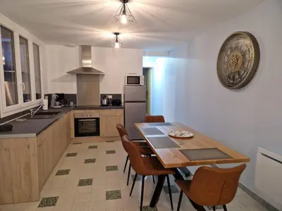 Cuisine ou kitchenette dans l'établissement Gîte Le Pont du Rameur