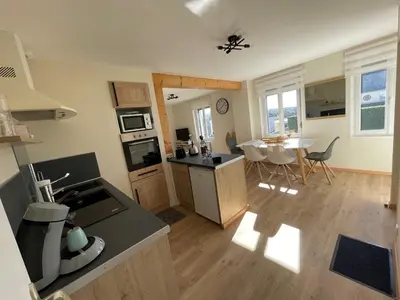 Cuisine ou kitchenette dans l'établissement Gîte Au bord du Halage