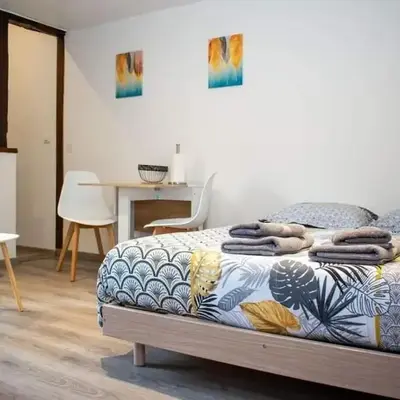 Studio Charmant Confortable TV Centre Ville Louviers