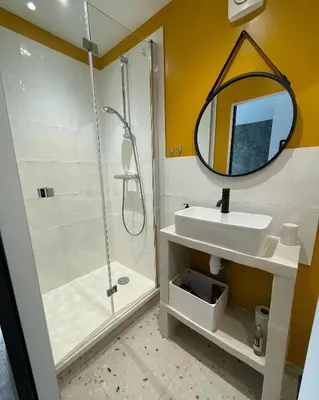 Salle de bains dans l'établissement L'Annexe Amiens