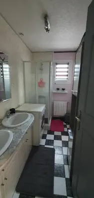 Salle de bains dans l'établissement ENTRE Terre ET Mer