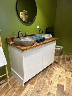 Plan de l'établissement Jungle room