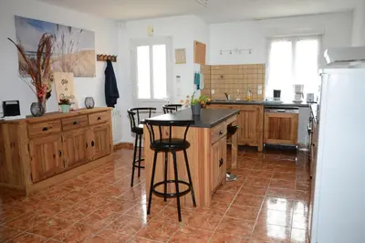 Cuisine ou kitchenette dans l'établissement Gite de 85M2 situé a Sommery de 1 à 6 pers