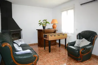 Coin salon dans l'établissement Gite de 85M2 situé a Sommery de 1 à 6 pers