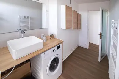 Cuisine ou kitchenette dans l'établissement Oasis urbaine - proche centre-ville - garage