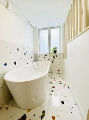 Salle de bains dans l'établissement Le Pop