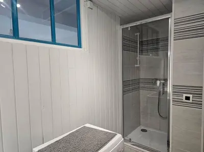 Salle de bains dans l'établissement l'Escale Dieppoise