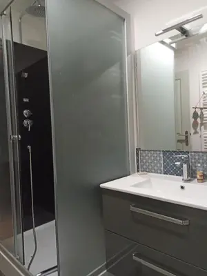 Salle de bains dans l'établissement Gite Haute Epine